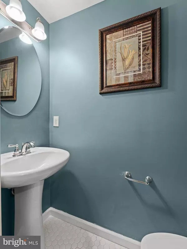 2102 E OAK RD #G3, Vineland, NJ 08361