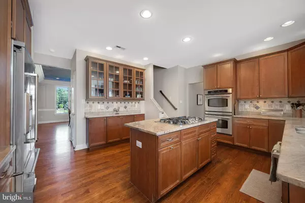 178 WOODSTOWN RD, Mullica Hill, NJ 08062