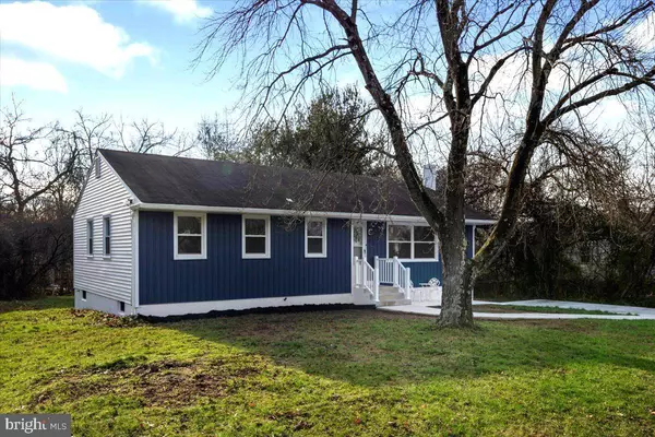 12 BRITTANY ST, Mantua, NJ 08051