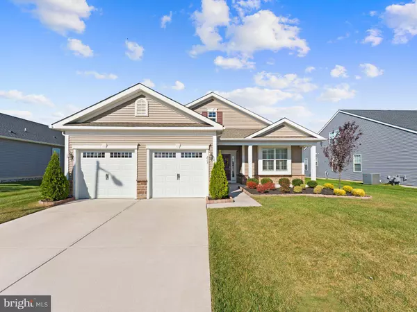 215 KIPPEN DR, Williamstown, NJ 08094