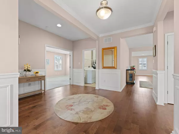 215 KIPPEN DR, Williamstown, NJ 08094