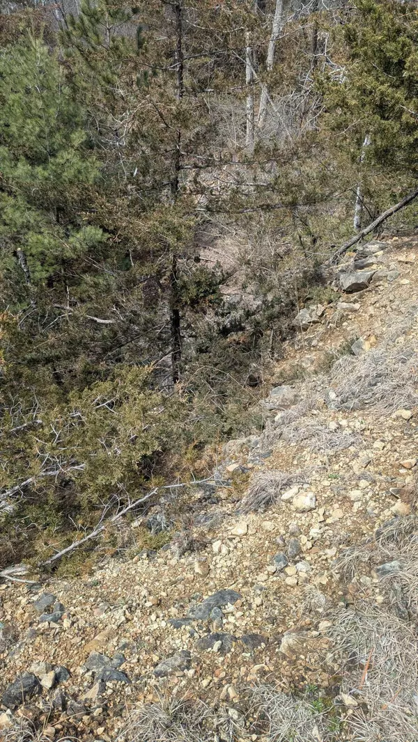 xxx Crosby Dr, Hudson, WI 54016