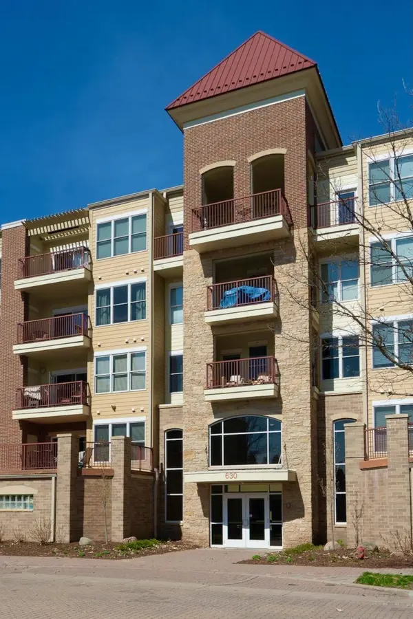 630 Main ST N #308, Stillwater, MN 55082