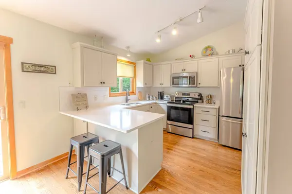 1434 Benson BLVD E, Stillwater, MN 55082