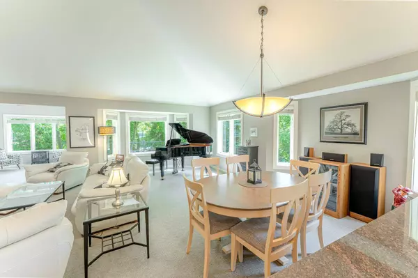 5839 Deerwood LN N, Plymouth, MN 55442