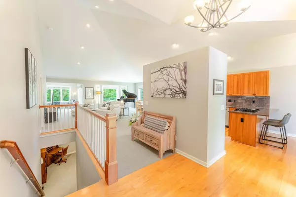 5839 Deerwood LN N, Plymouth, MN 55442