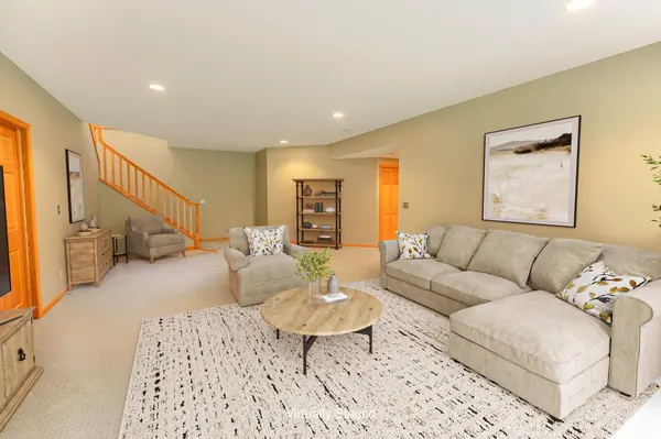 2345 Northridge AVE N, West Lakeland Twp, MN 55082