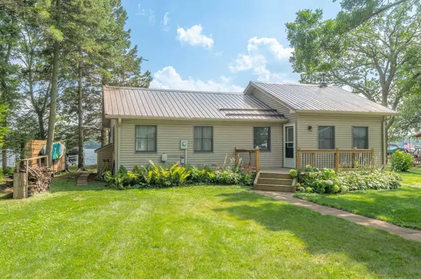 105 Elizabeth TRL, Balsam Lake, WI 54810