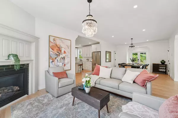 109 Pine ST E, Stillwater, MN 55082