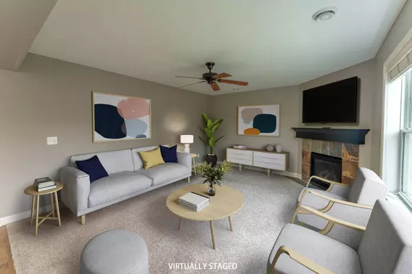 9872 5th Street LN N, Lake Elmo, MN 55042