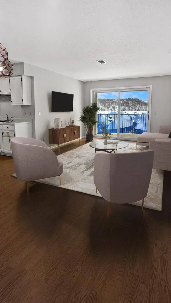 6351 Saint Croix TRL N #143, Stillwater, MN 55082