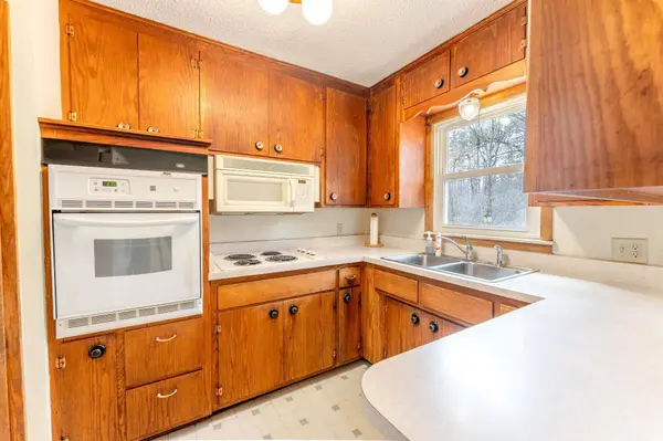 8277 Lake DR, Circle Pines, MN 55014