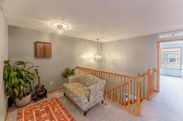 1586 Woodlynn AVE #2, Saint Paul, MN 55109