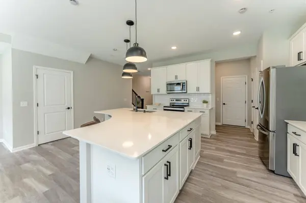 4303 123rd AVE NE #E, Minneapolis, MN 55449