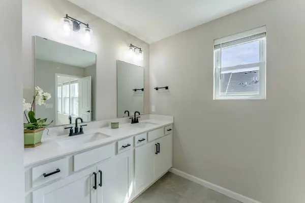 4303 123rd AVE NE #E, Minneapolis, MN 55449