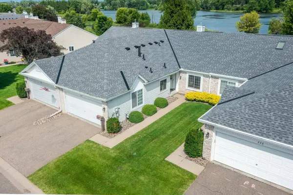 737 Markgrafs Lake Draw, Saint Paul, MN 55129