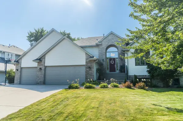 1199 Ashley LN, Saint Paul, MN 55115
