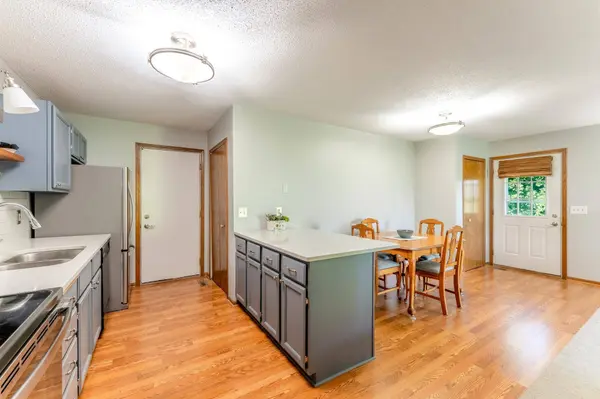 14020 44th PL N #2, Plymouth, MN 55446