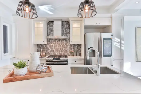 Is Selling Your Home Right Now A Mistake?,Danielle Pinnock