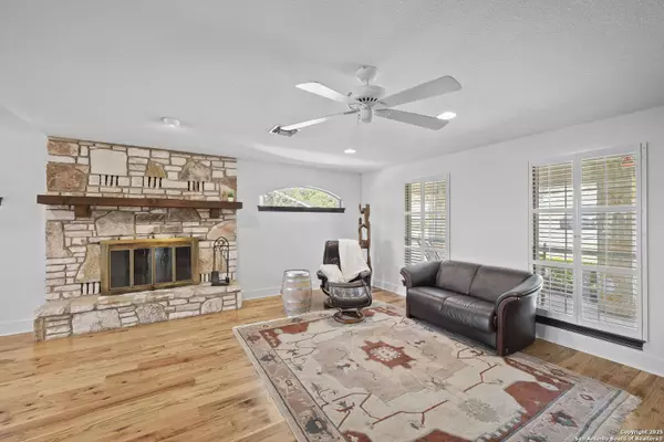 1025 Blue Water, Canyon Lake, TX 78133