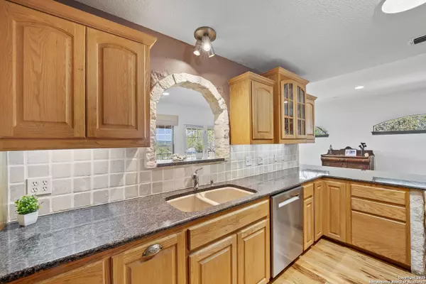 1025 Blue Water, Canyon Lake, TX 78133