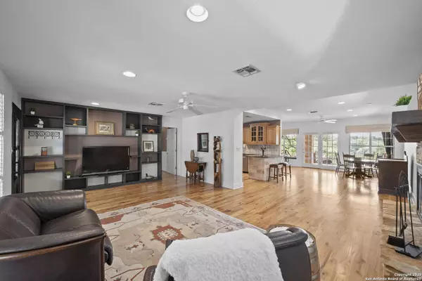 1025 Blue Water, Canyon Lake, TX 78133