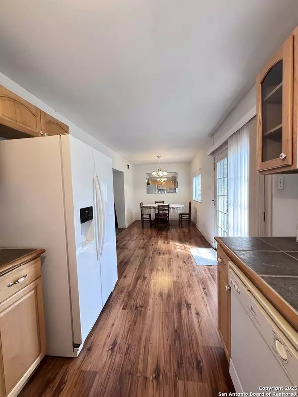 323 Scenic Loop, Canyon Lake, TX 78133