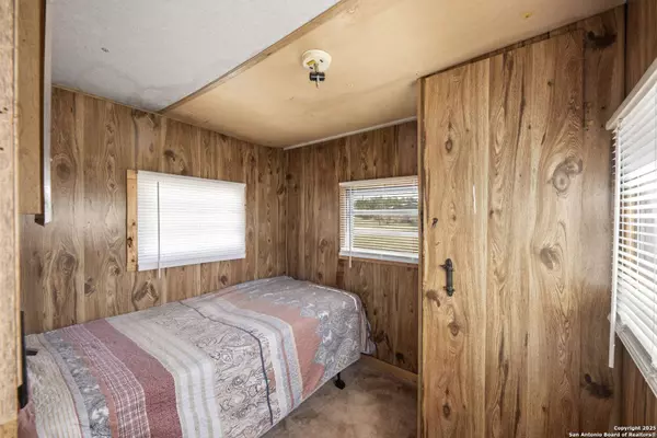 820 Forest View, Blanco, TX 78606