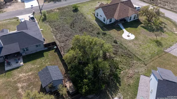 104 Lon Price, Blanco, TX 78070