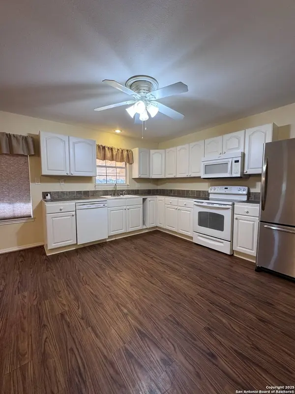 745 Trail Crest, Canyon Lake, TX 78133