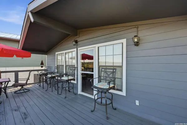 2681 Lakeview Dr, Canyon Lake, TX 78133