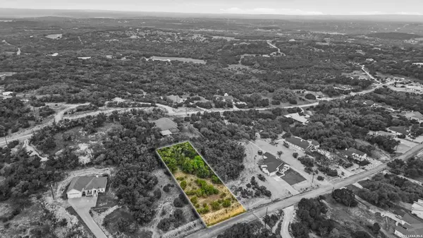 247 Prairie Tea Ln, Canyon Lake, TX 78133