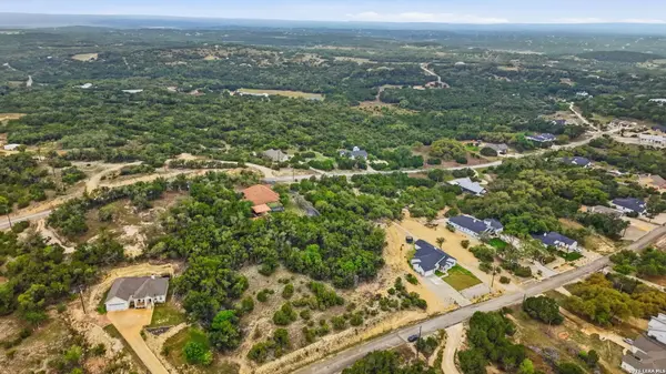 247 Prairie Tea Ln, Canyon Lake, TX 78133