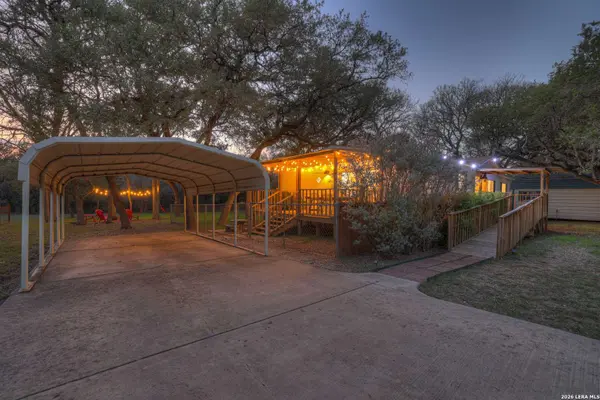 1047 Lonesome, Canyon Lake, TX 78133