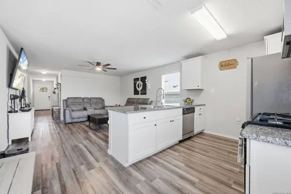 5530 WANDER WAY, Bulverde, TX 78163