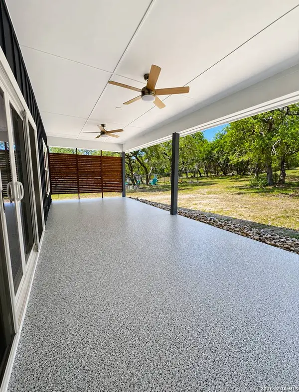 1169 Johnson Rd, Canyon Lake, TX 78133