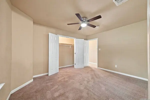 2058 BLUERIDGE DR, Canyon Lake, TX 78133