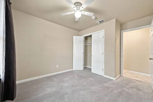 2058 BLUERIDGE DR, Canyon Lake, TX 78133
