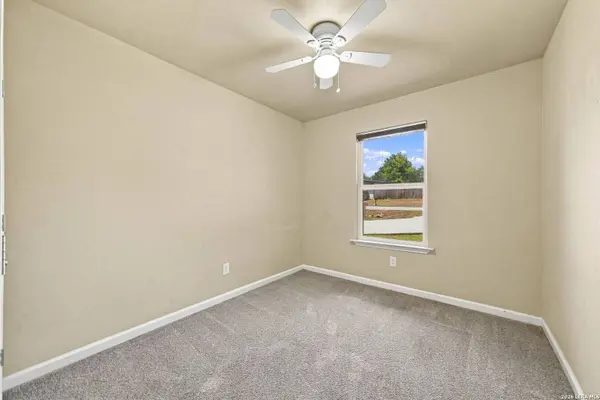 2058 BLUERIDGE DR, Canyon Lake, TX 78133
