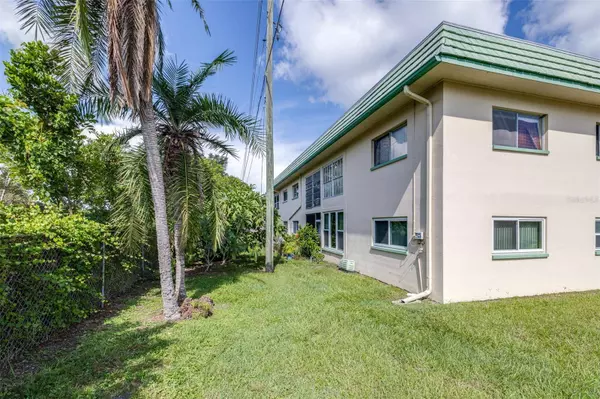 2001 GREENBRIAR BLVD #1, Clearwater, FL 33763