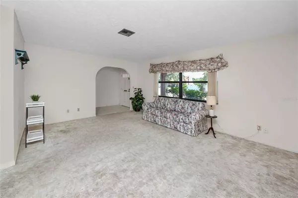 2150 55TH ST N, St Petersburg, FL 33710