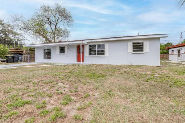 2524 KIWANIS AVE, Lakeland, FL 33801