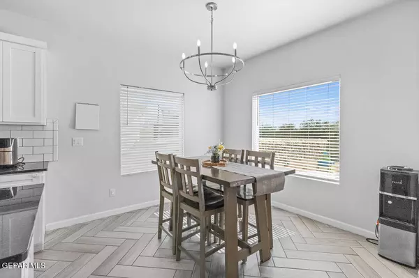 188 Flor Cama LN, Socorro, TX 79927