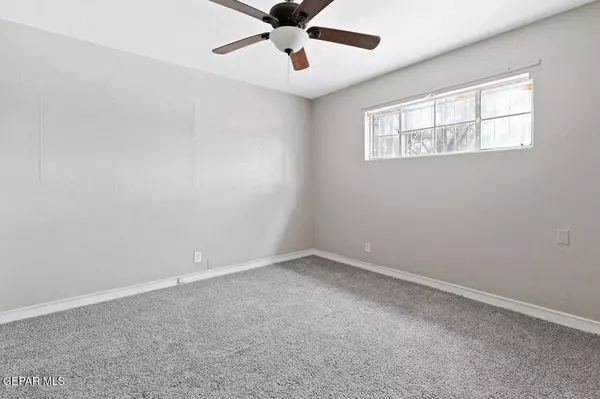 2413 COPPER AVE, El Paso, TX 79930