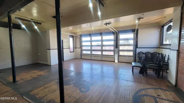 2600 N Piedras ST, El Paso, TX 79930