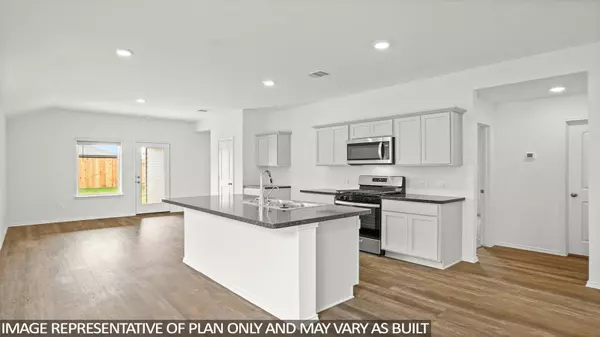 1015 Vilana Ridge LN, Houston, TX 77090