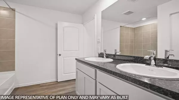 1015 Vilana Ridge LN, Houston, TX 77090