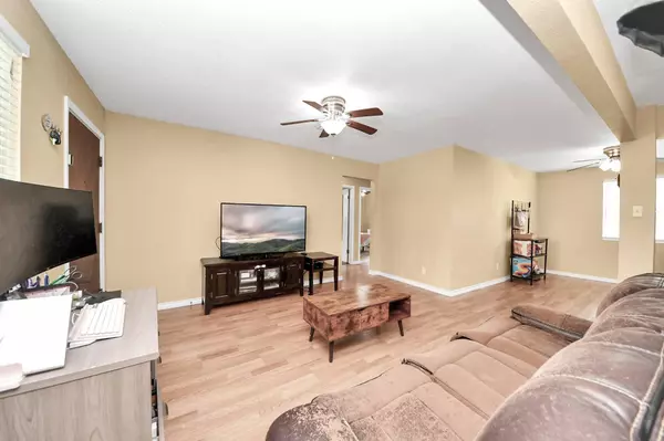 5423 Lillian ST, Baytown, TX 77521