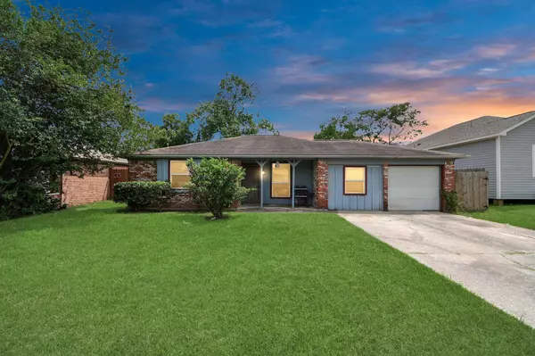 5423 Lillian ST, Baytown, TX 77521