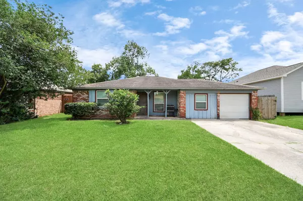 5423 Lillian ST, Baytown, TX 77521